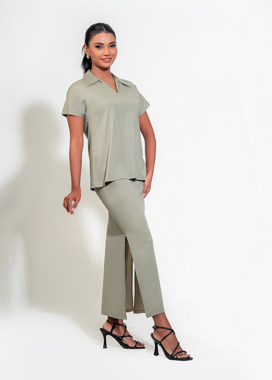 Basic top with collar