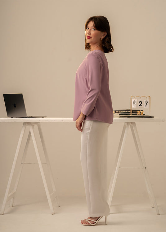 Top stitch detailed long sleeve blouse