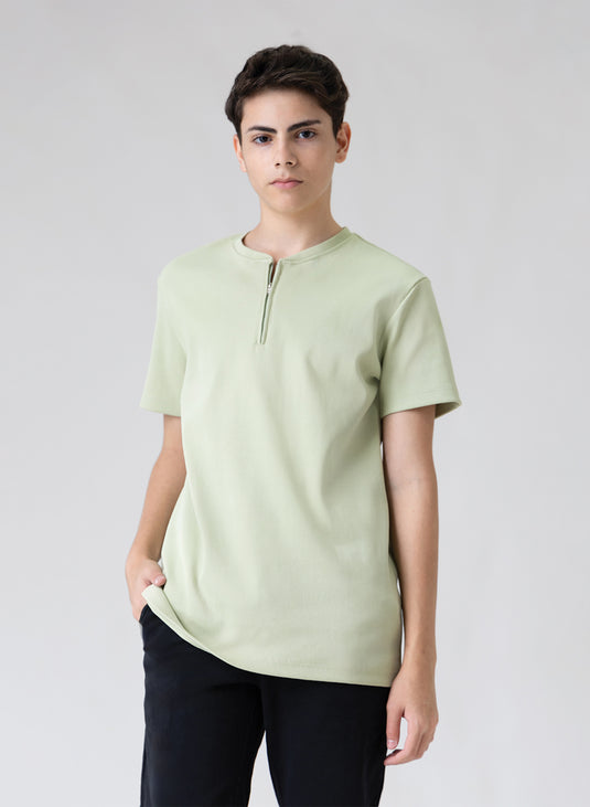 Ribbed zip-up crewneck