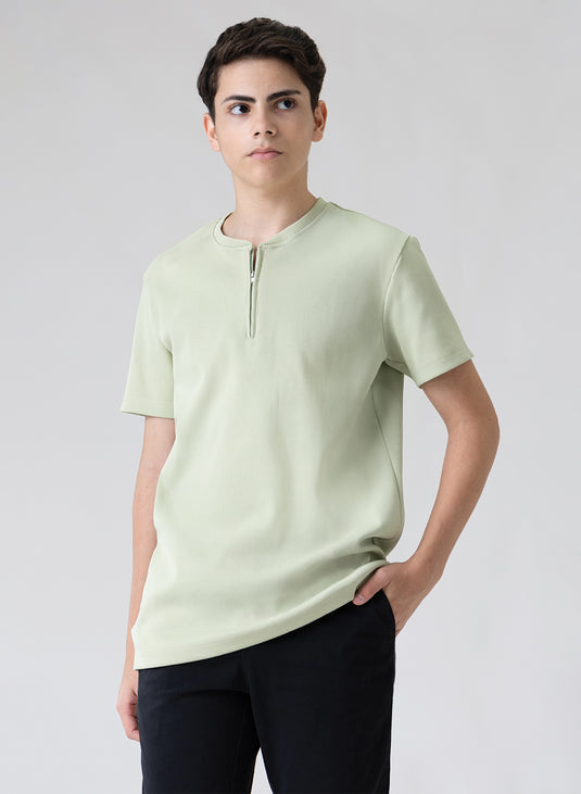 Ribbed zip-up crewneck