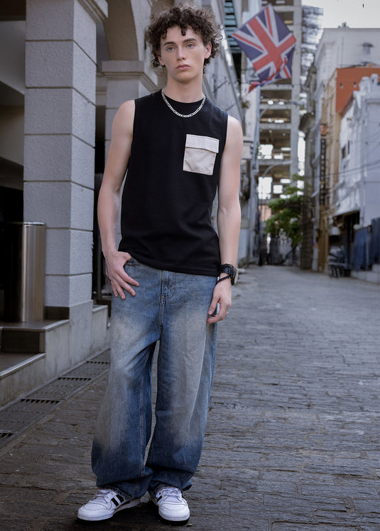 Sleeveless knit vest