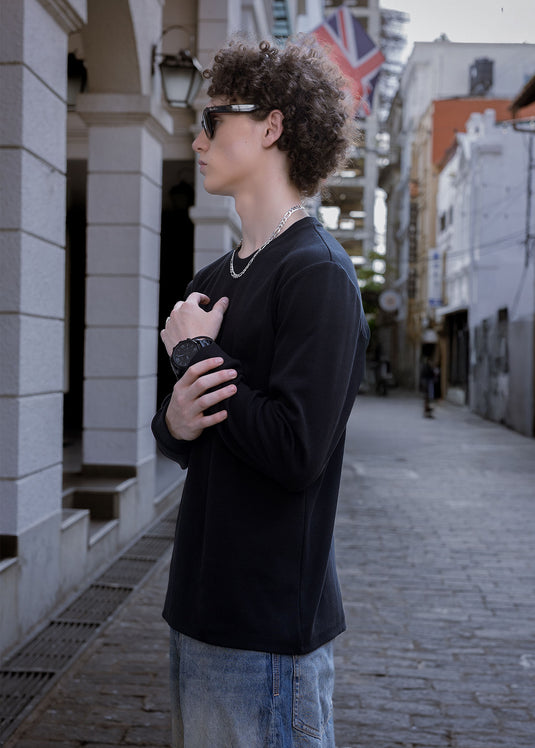 Ribbed crewneck sweater