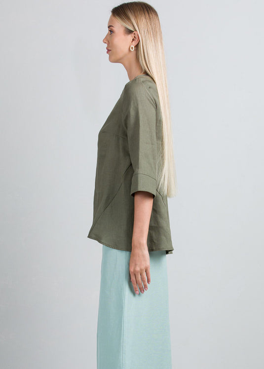 Blouse with seam details