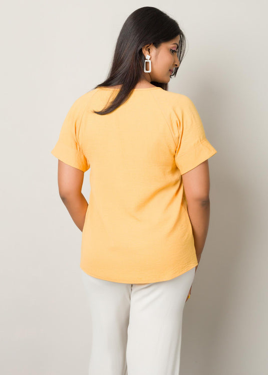 Collar detailed blouse