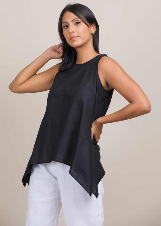Sleeveless blouse