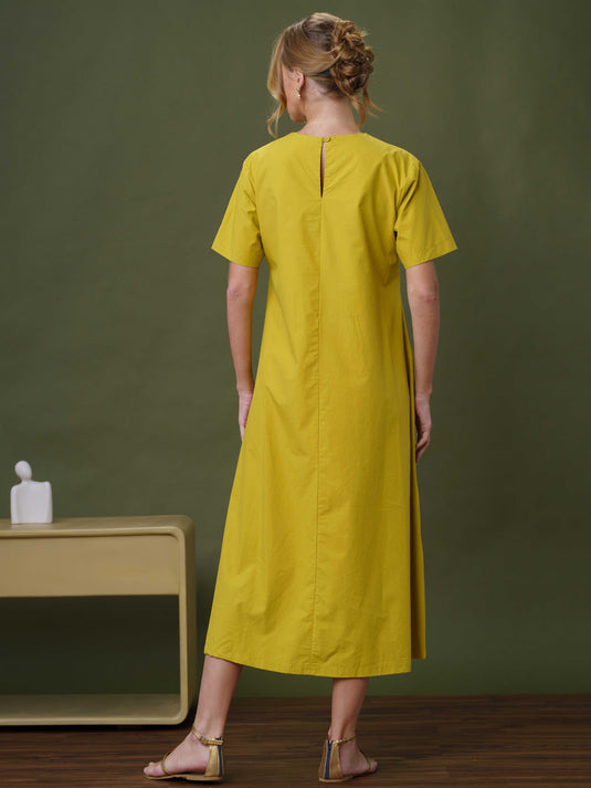 Round neck trapeze midi dress
