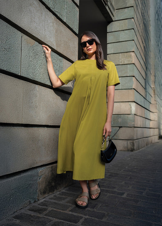 Midi dress with front inverted pleat