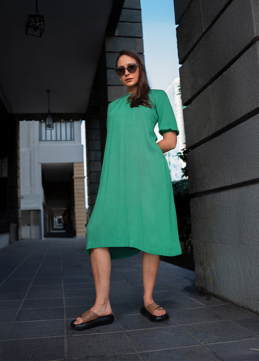 Raglan sleeve dress with puff sleeve
