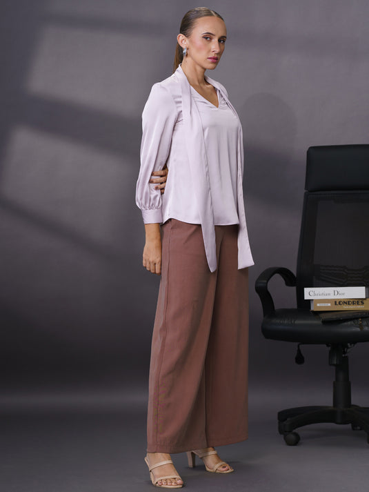 Long sleeve blouse with tie