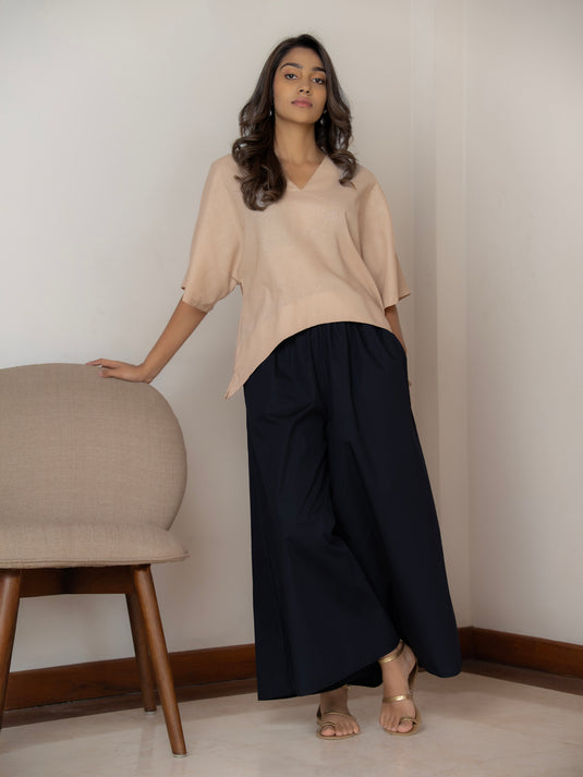 Kimono sleeve blouse with curve hem