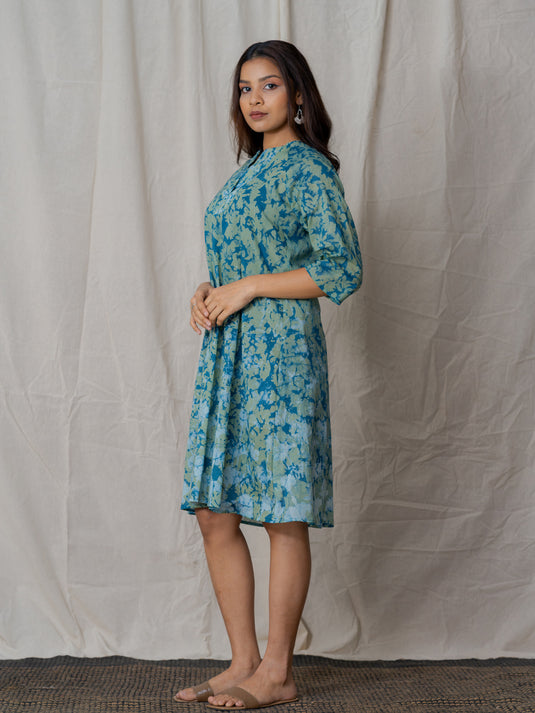 Front yoke detailed Batik dress