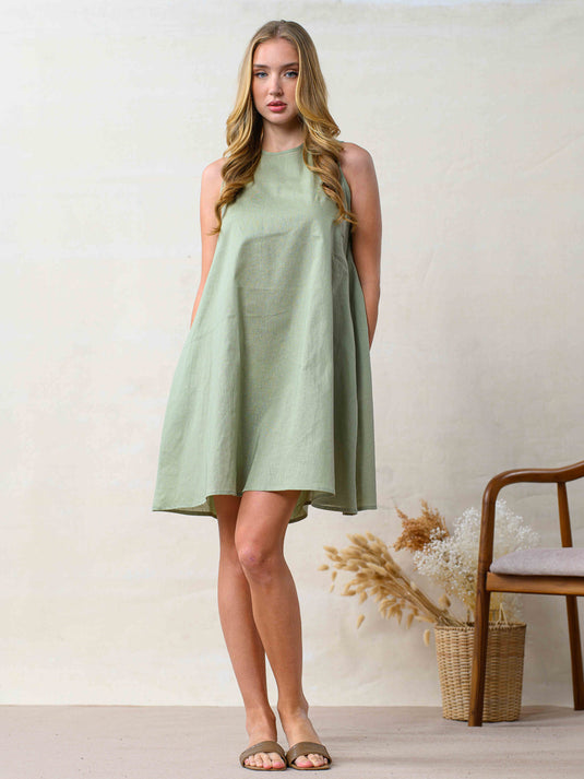 Round neck short trapeze dress