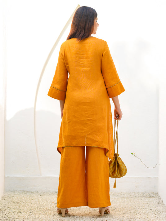 Premium linen kurtha top with contrast piping detail