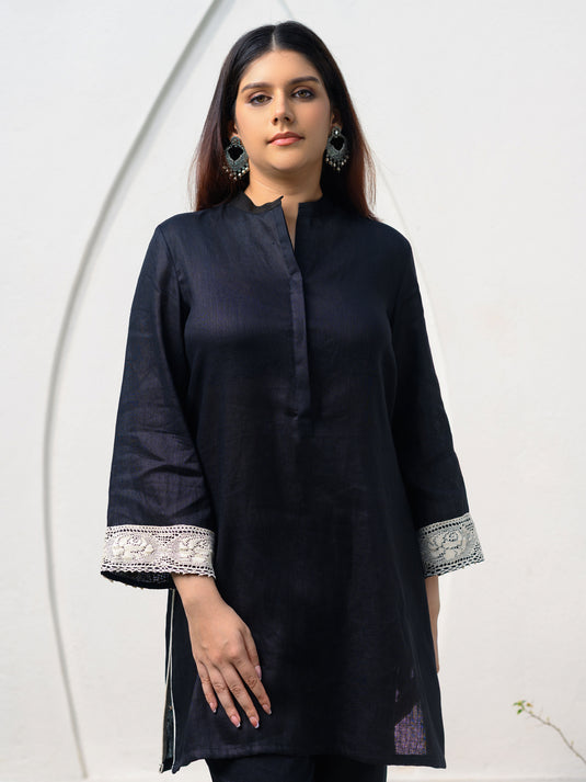 Premium linen kurtha top with contrast piping & crochet lace