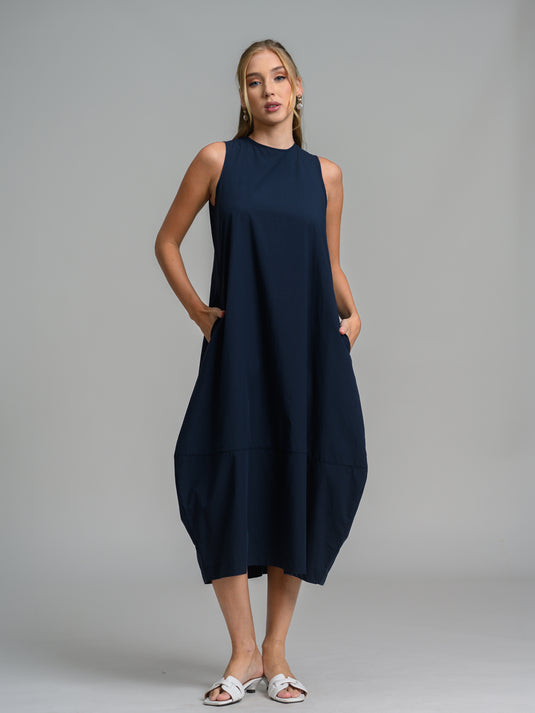 Sleeveless round neck midi dress