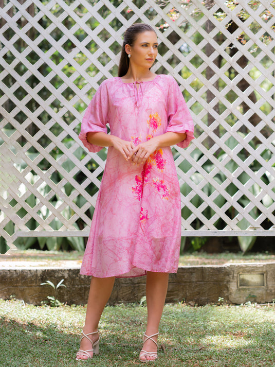 Batik front key hole detailed floral dress