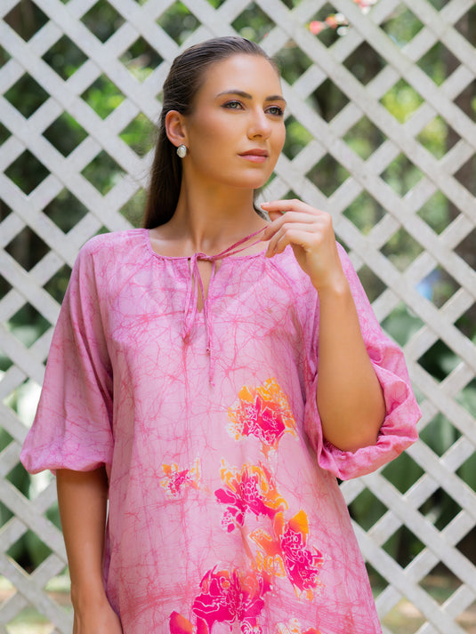 Batik front key hole detailed floral dress