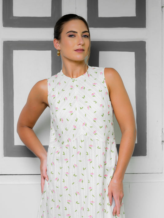 Sleeveless midi dress with cut panel detials