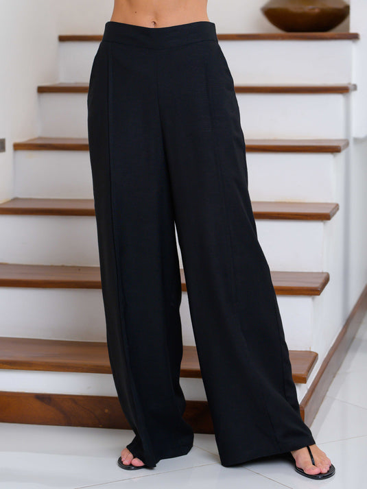 Wide leg pant with pin tuck