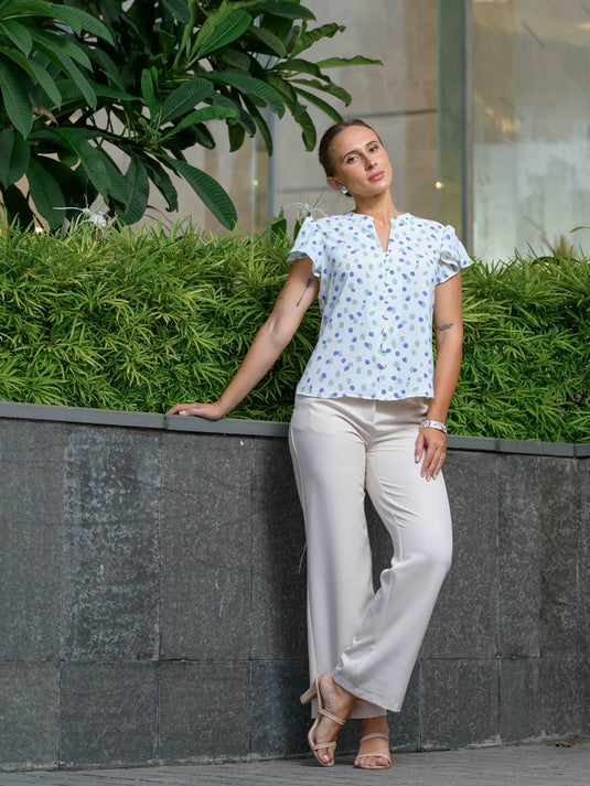Printed short flared sleeve blouse
