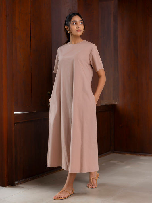 Round neck midi trapeze dress