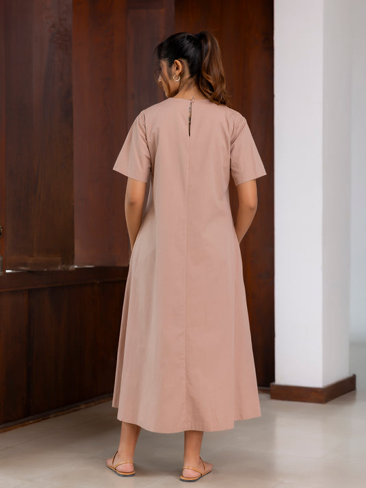 Round neck midi trapeze dress