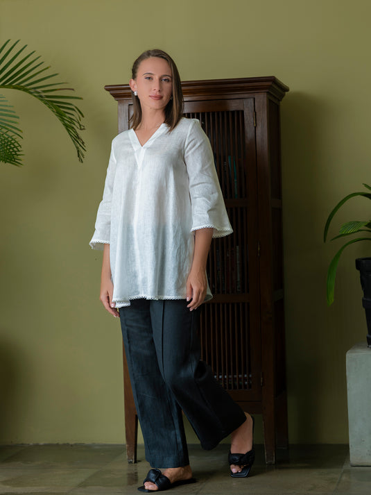 Premium linen pant with pintuck detail