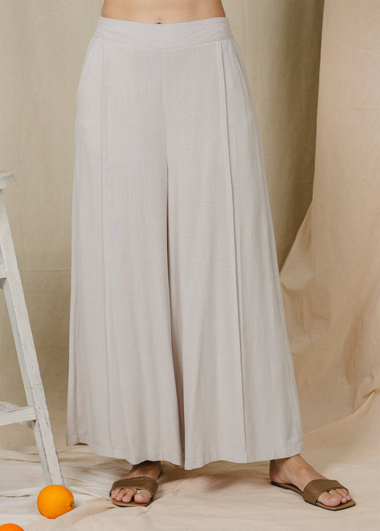 Wide leg high waisted pant with pintucks
