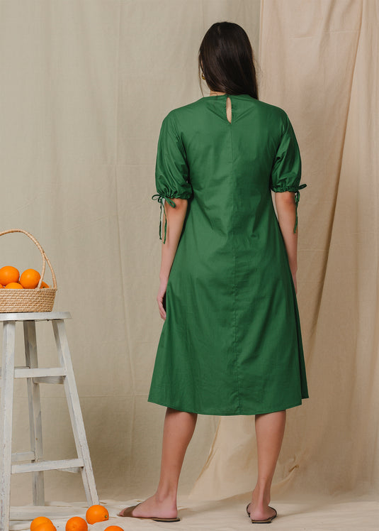 Round neck dress withpuff sleeves