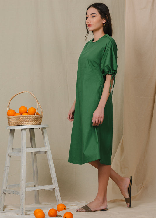 Round neck dress withpuff sleeves