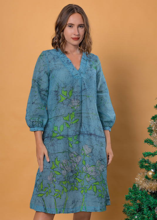 Batik v-neck puff sleeve dress