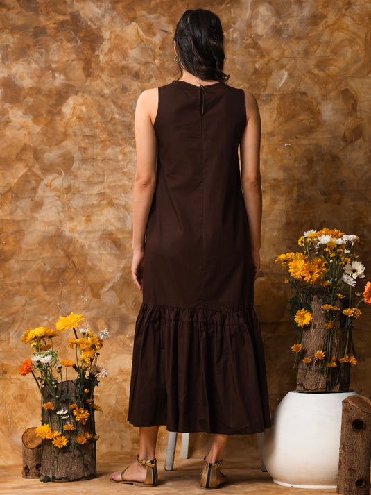 Sleeveless midi dress with tiered panel