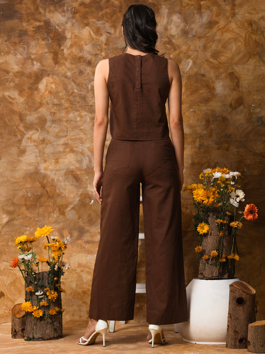 Wide leg pin tuck detailed pant