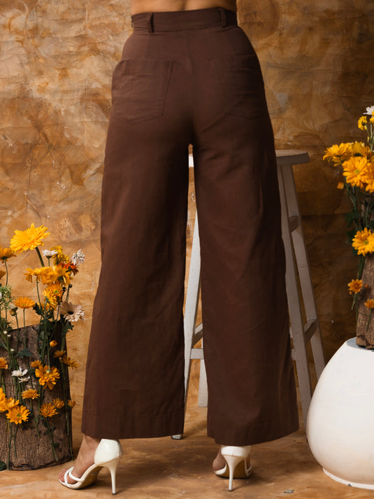 Wide leg pin tuck detailed pant