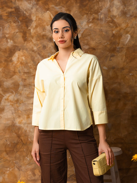 Basic shirt with three quarter sleeves