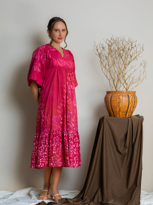 Bell sleeve ruffle hem batik dress