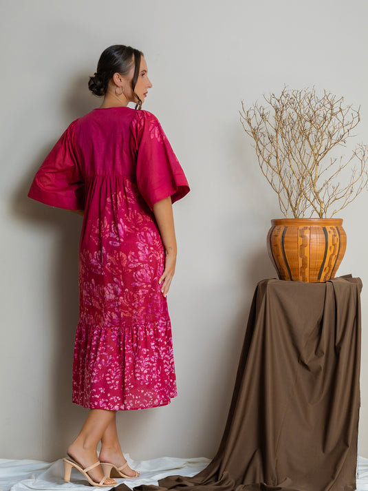 Bell sleeve ruffle hem batik dress