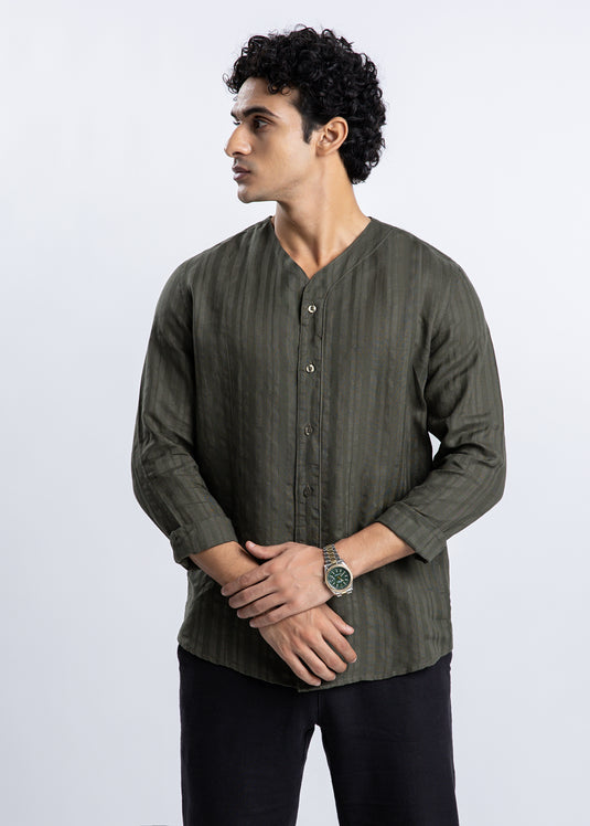 Curved Collar L/S Shirt