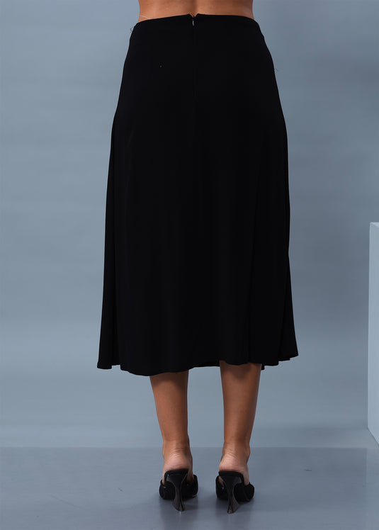 Midi length skirt with inverted pleats