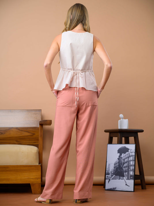 Sleveless blouse with V neck