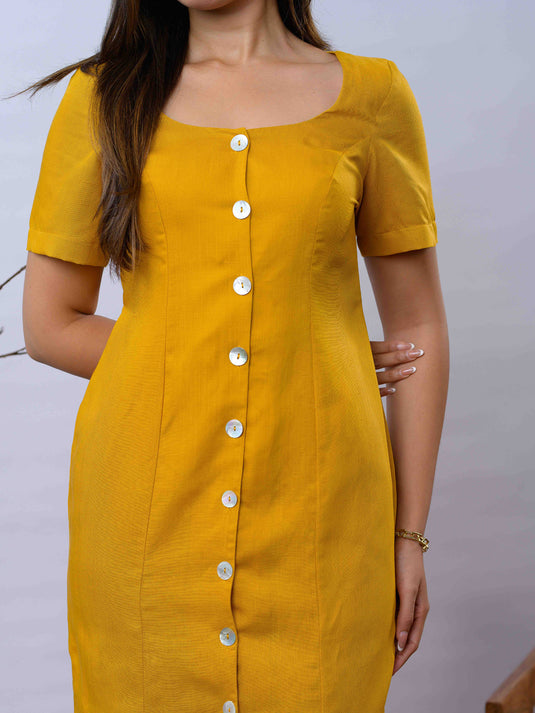 Button down linen dress with round neck