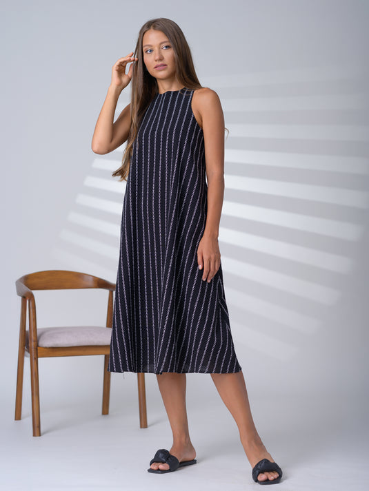 Sleeveless midi dress
