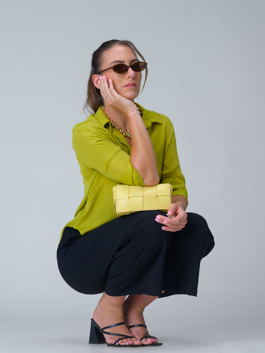 Basic shirt with high low hem