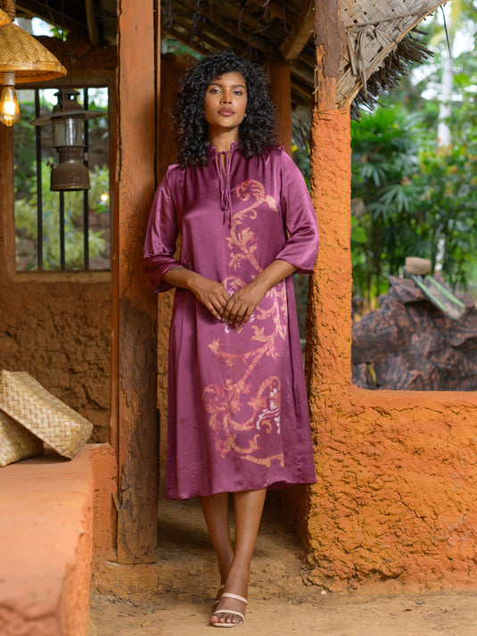 Batik round neck floral detailed straight dress