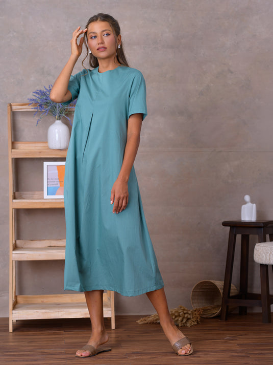 Trapeze midi dress with front pleat