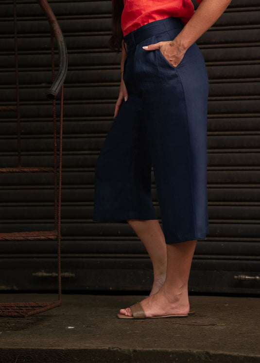 Three Quarter Pant With Front Pleat