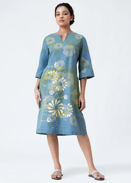 Batik bell sleeved straight dress