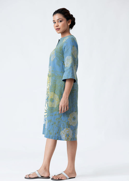 Batik bell sleeved straight dress