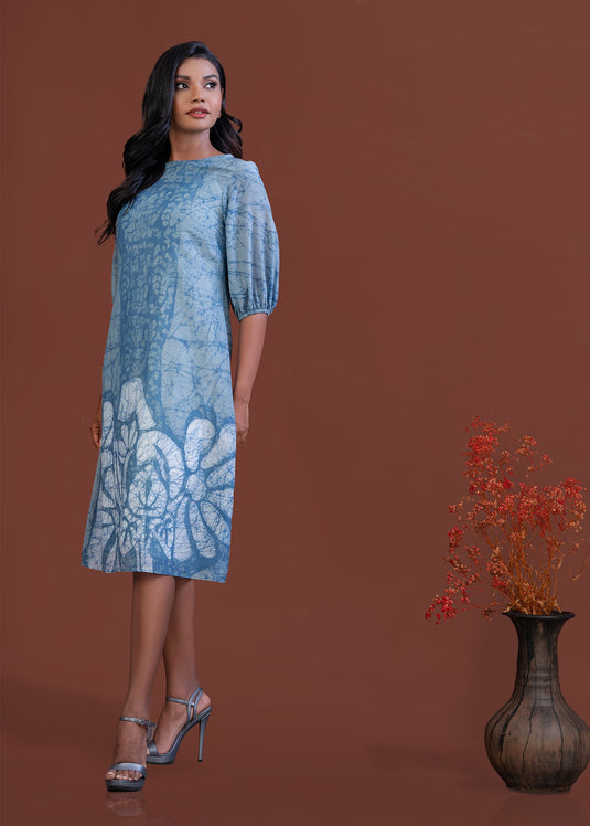 Batik A-line dress with puff sleeve