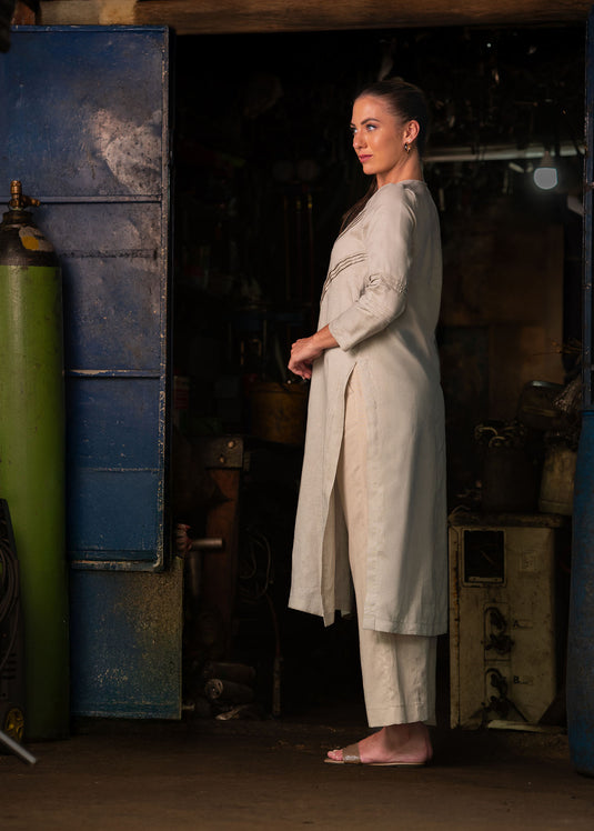 Pintuck Detailed Long Kurtha Top
